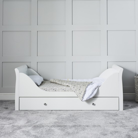 Ickle Bubba Snowdon Classic Sleigh Cot Bed + Mattress, White