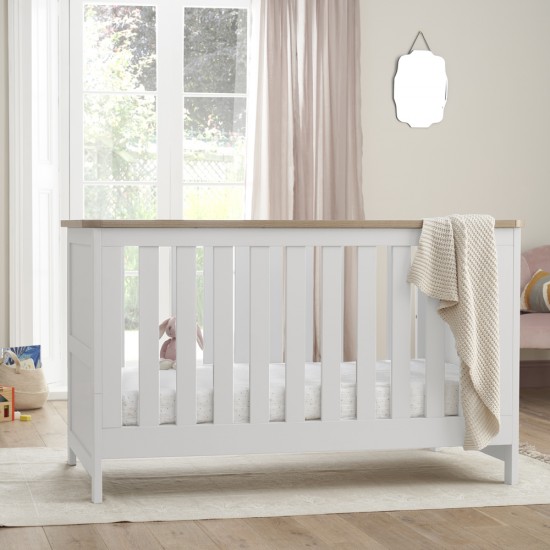 Tutti Bambini Verona 2 Piece Room Set, White/Oak