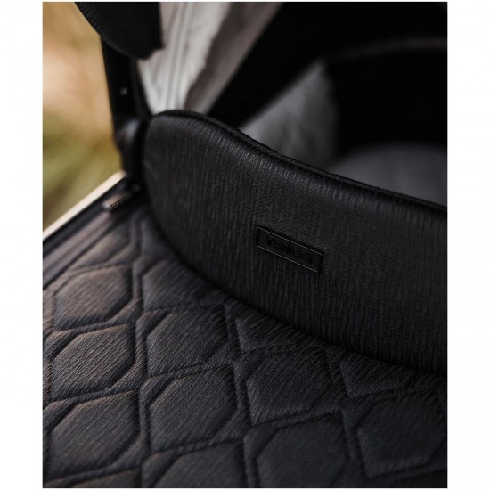 Venicci Tinum Edge 2 in 1 Pram Bundle, SE Raven Venicci Tinum Edge 2 in 1 Pram Bundle, SE Raven