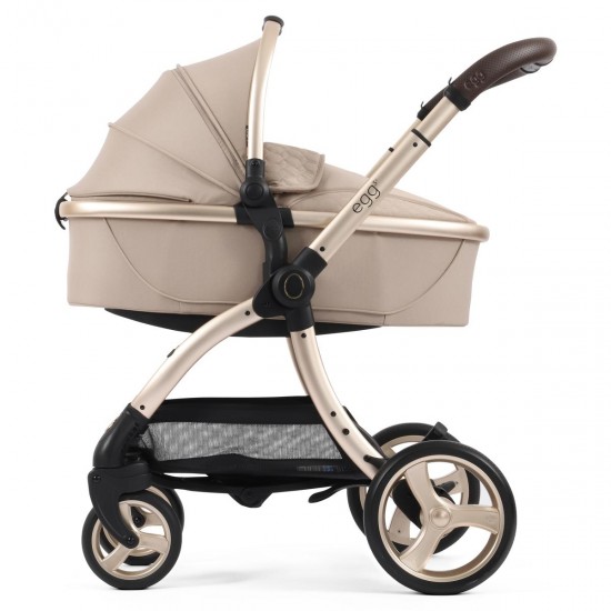 egg 3 Luxury Shell i-Size Travel System Bundle, Feather